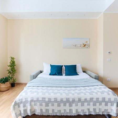 מילאנו The Best Rent - Bright One-Bedroom Apartment In Corso Vittorio Emanuele II מראה חיצוני תמונה